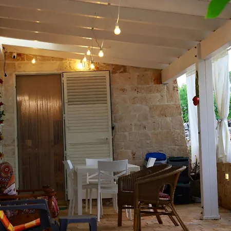 Charming House In + Garden Martina Franca