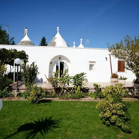 Charming House In + Garden * Martina Franca